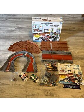 K'nex Mario Kart Wii Mario Luigi Starting Line Building Set Motorized Race Track